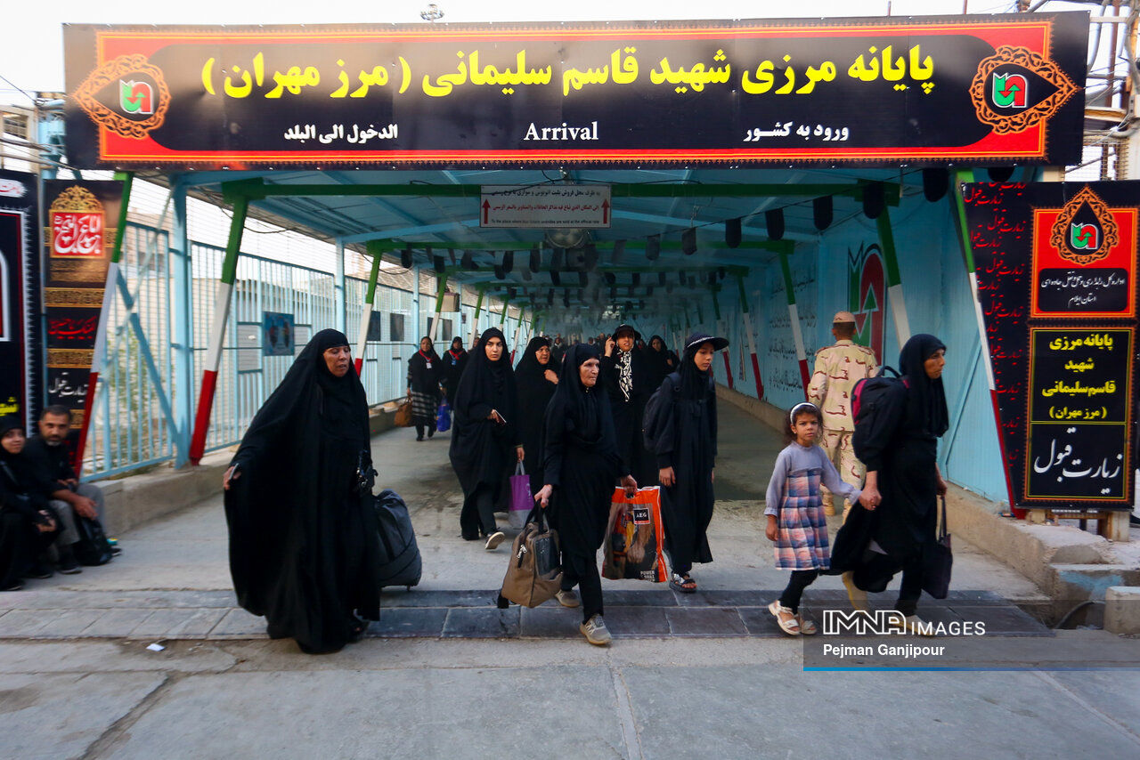 تردد بیش از ۳۹ هزار زائر از مرز مهران در سه روز گذشته