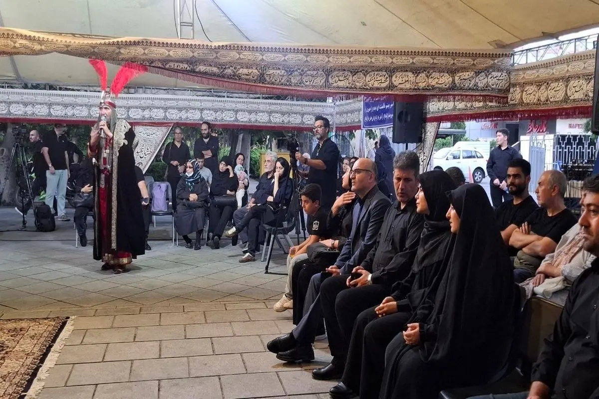 معاون رئیسجمهور در امور زنان و خانواده در برنامه عاشورایی "خیمه هنر" شرکت کرد