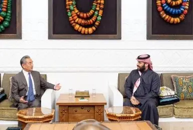 ولیعهد سعودی با وزیر امور خارجه چین در ریاض دیدار کرد