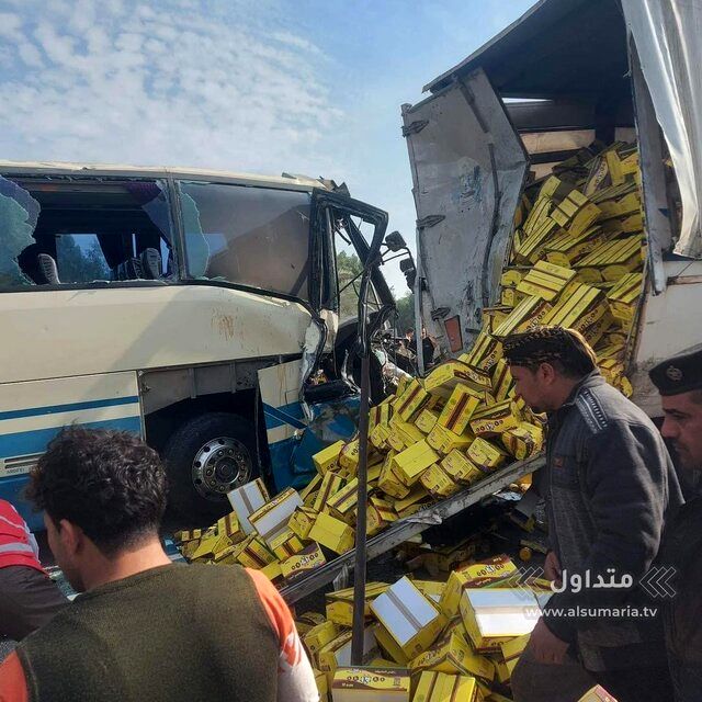 اتوبوس زائران ایرانی در عراق تصادف کرد