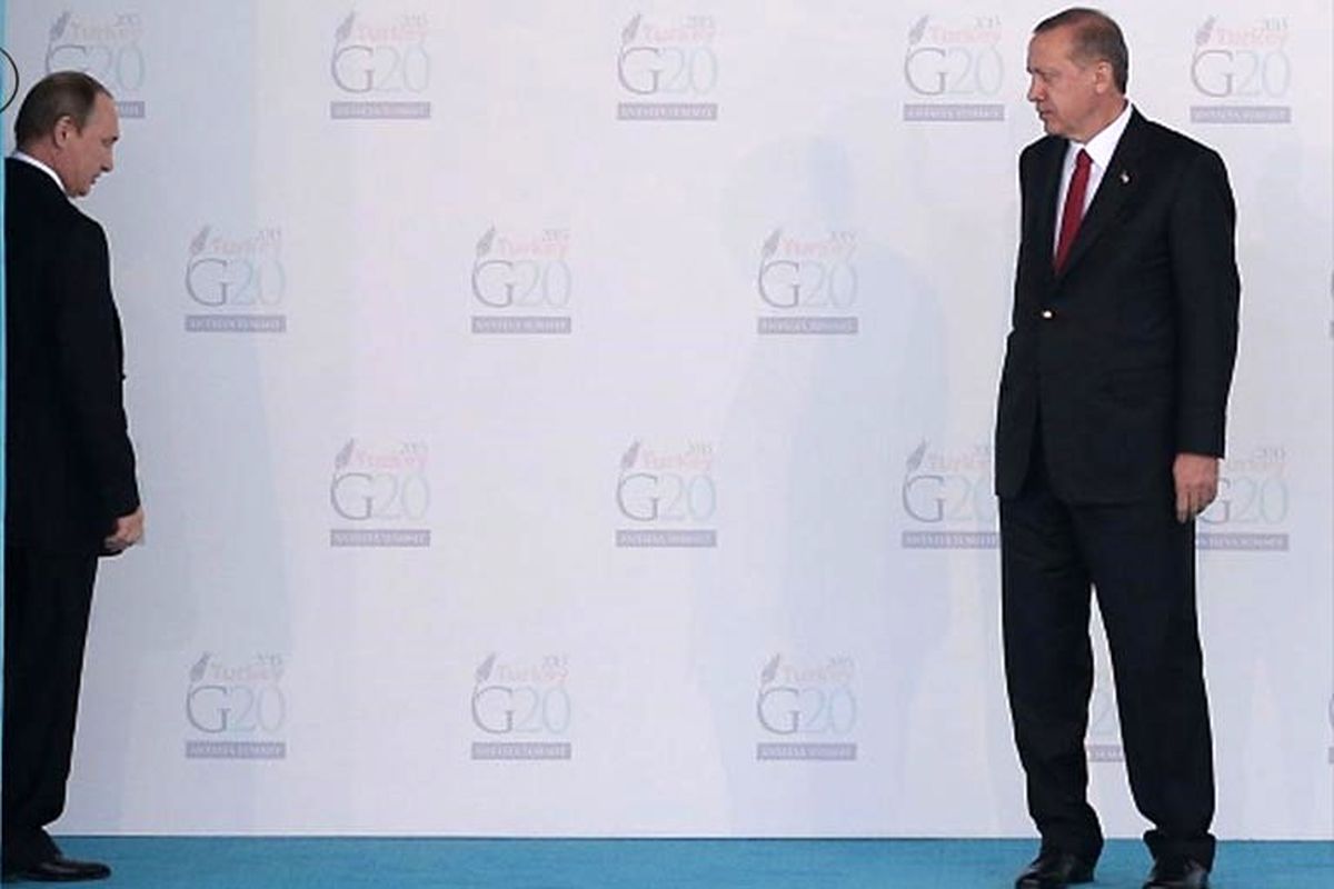 پوتین و اردوغان در خصوص حل بحران سوریه با یکدیگر گفت و گو می کنند