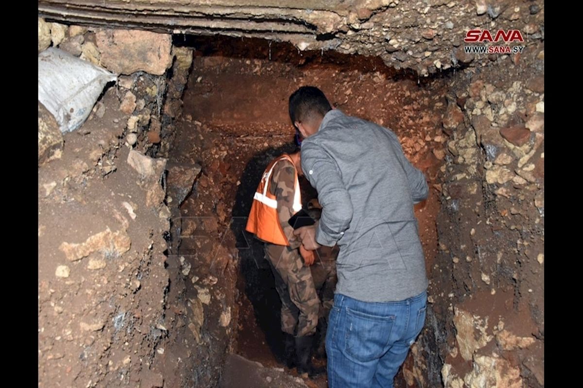 کشف و انهدام یک تونل مخفی تروریست‌های داعش در سوریه