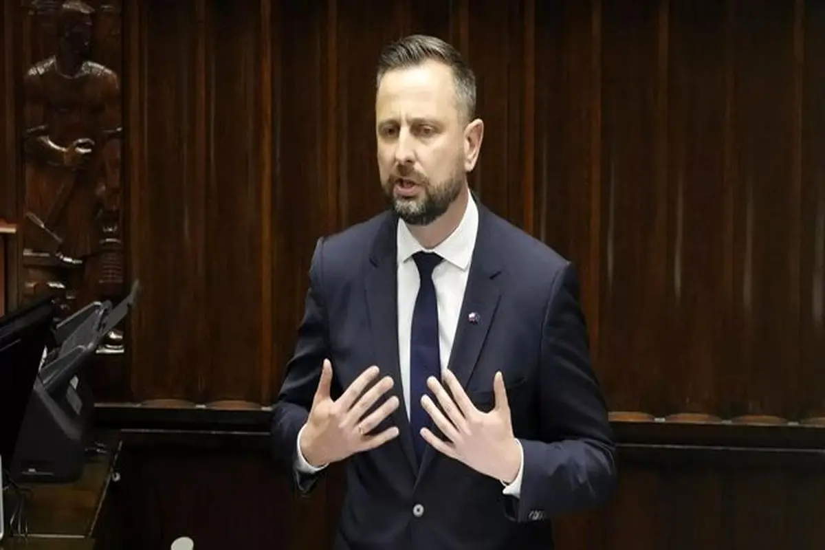 وزیر دفاع لهستان