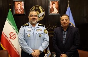 عضو هیئت رئیسه فدراسیون فوتبال با فرمانده نیروی هوایی ارتش دیدار  کرد