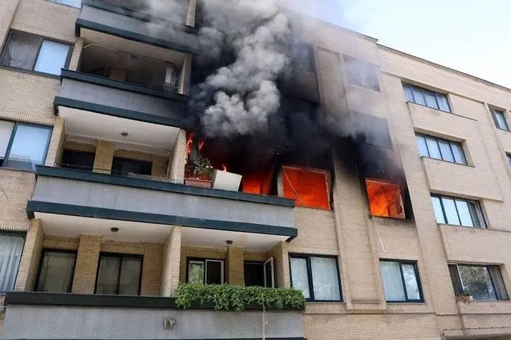 انفجار مهیب و آتش سوزی در مجتمع مسکونی شهر مشهد