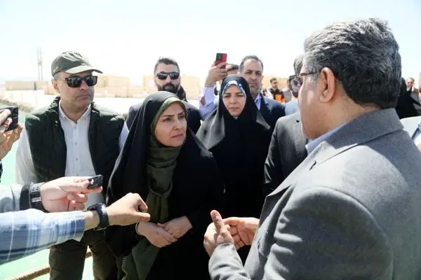 انجام مطالعات طرح توجیهی بازگشایی جاده خور و بیابانک-عشق آباد با دستور وزیر راه و شهرسازی آغاز شد