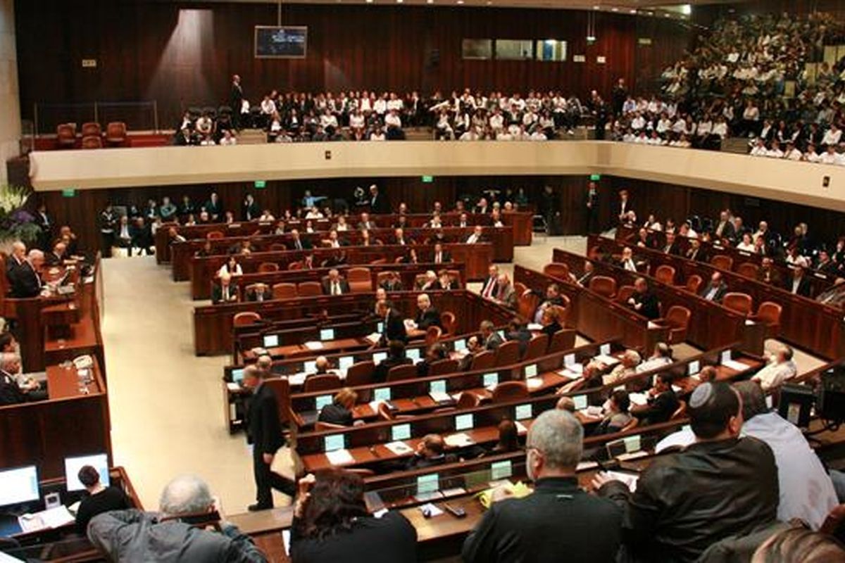 قانون اخراج قانونگذاران منتقد سیاست‌های اسرائیل در کنست تصویب شد