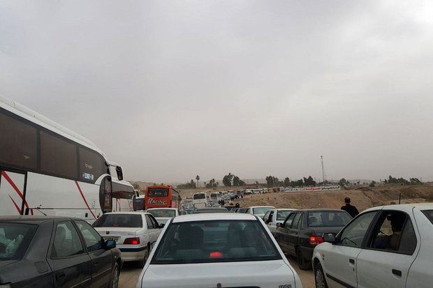 آخرین وضعیت ترافیکی محورهای مرزی ایران و عراق/ ترافیک نیمه‌سنگین در مسیرهای برگشت زائران