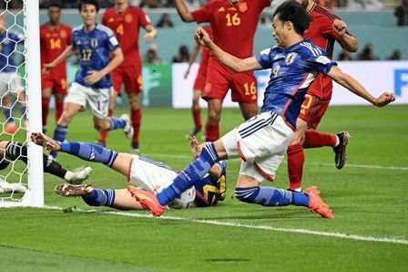 ژاپن ۲ - اسپانیا یک/ رقبا باهم صعود کردند