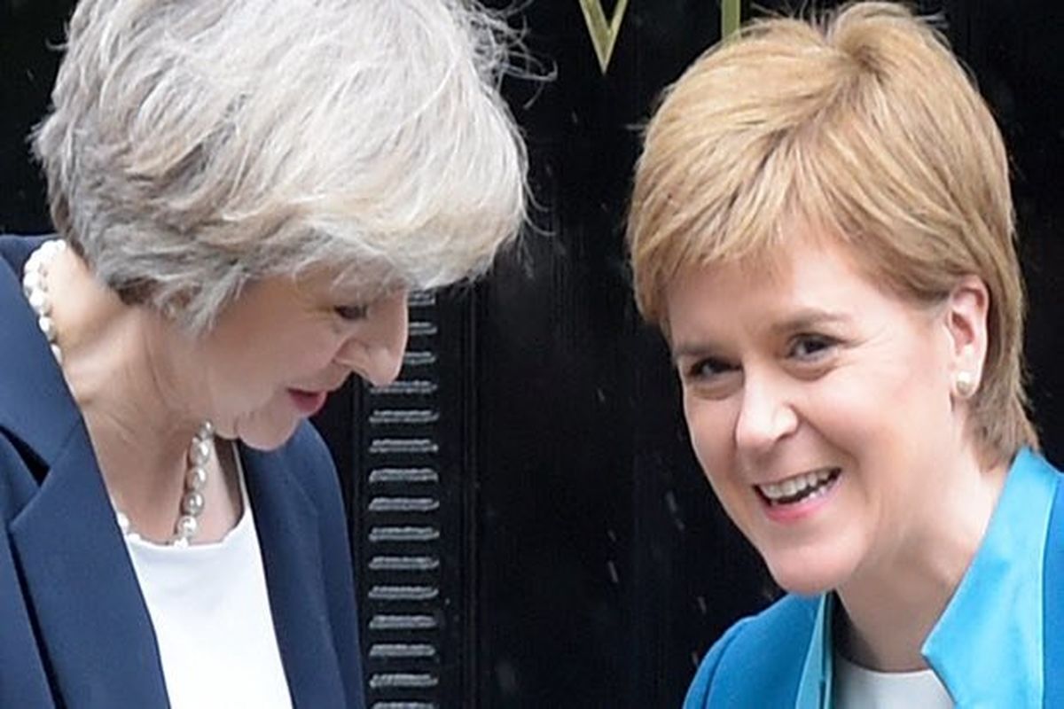 دیدار ترزا می با رهبر اسکاتلند در آستانه کلید خوردن بریگزیت