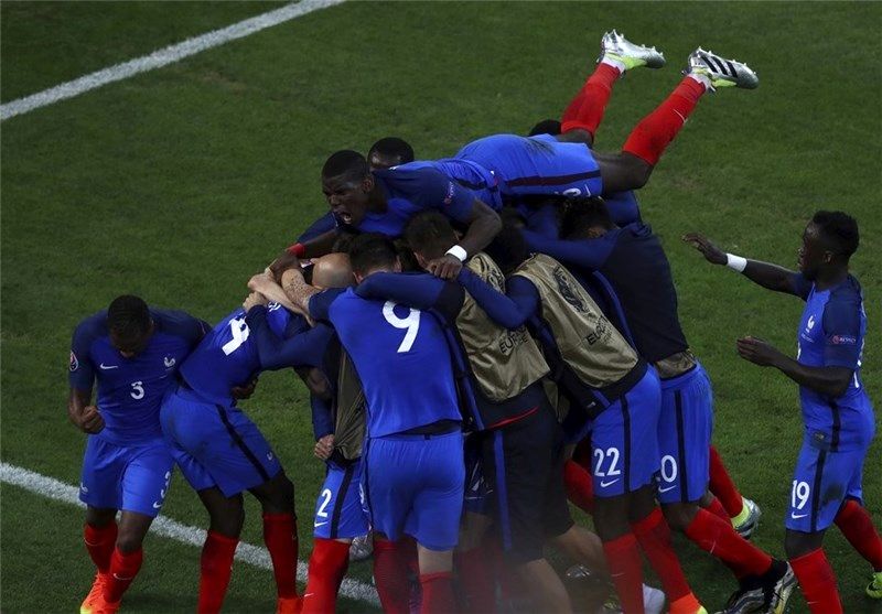 فرانسه باز هم در دقایق پایانی پیروز شد