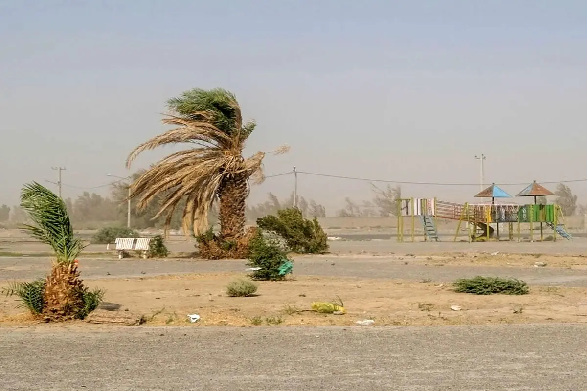 گردوخاک در شرق هرمزگان