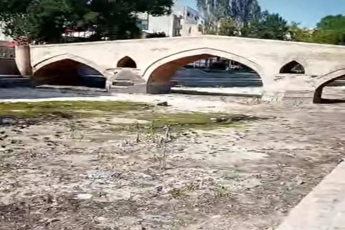 سد یامچی فقط ۳۰ لیتر بر ثانیه به بالیقلوچای رهاسازی میکند / بازچرخانی آب در ۶ کیلومتر از این رودخانه انجام میشود