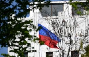 مسکو سفیر روسیه در ارمنستان را فراخواند