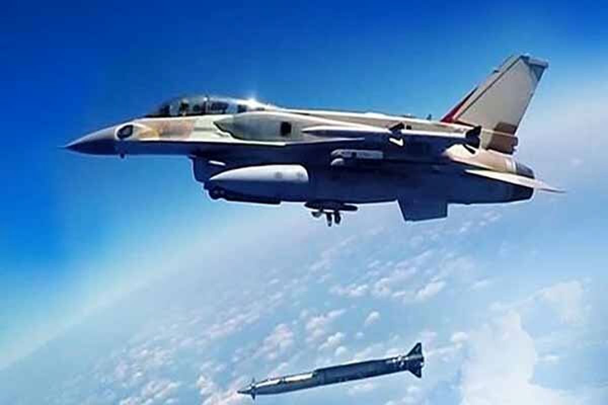 بمباران صعده واقع در یمن توسط جنگنده‌های ائتلاف سعودی