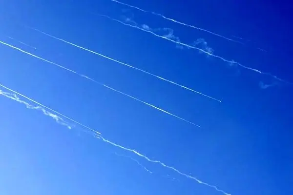 نیوز ویک از ضعف شدید پدافند موشکی آمریکا در پی پاسخ موشکی ایران به اسرائیل خبر داد