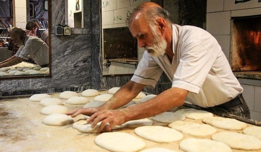 هیاهوی گندم دامی در سفره مردم؛ انکار وزارت جهاد و اصرار اتحادیه نانوایان سنتی
