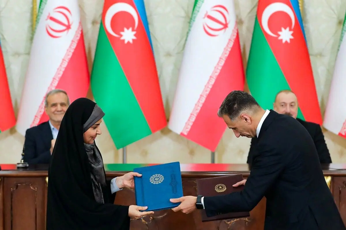 تفاهمنامه همکاری میان ایران و جمهوری آذربایجان در حوزه حملونقل امضا شد