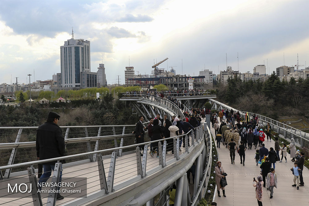 نوروز در بوستان آب و آتش تهران