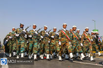 رژه نیروهای مسلح در اهواز برگزار شد