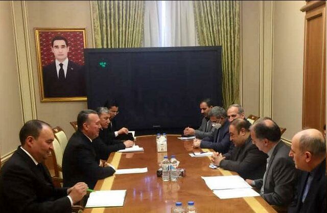 رایزنی معاون اقتصادی وزیر خارجه ایران با وزیر خارجه ترکمنستان با محوریت موضوع انرژی 