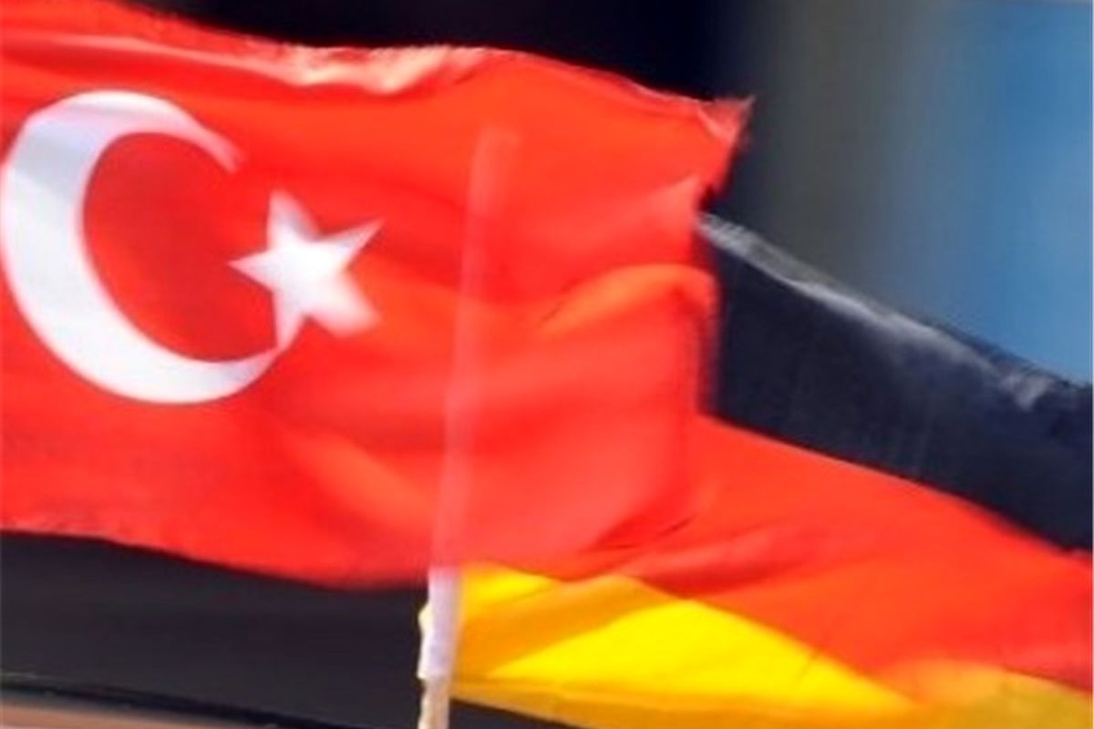 اعتراض ترکیه به آلمان / برخی محافل سیاسی آلمان نگاه دو گانه دارند
