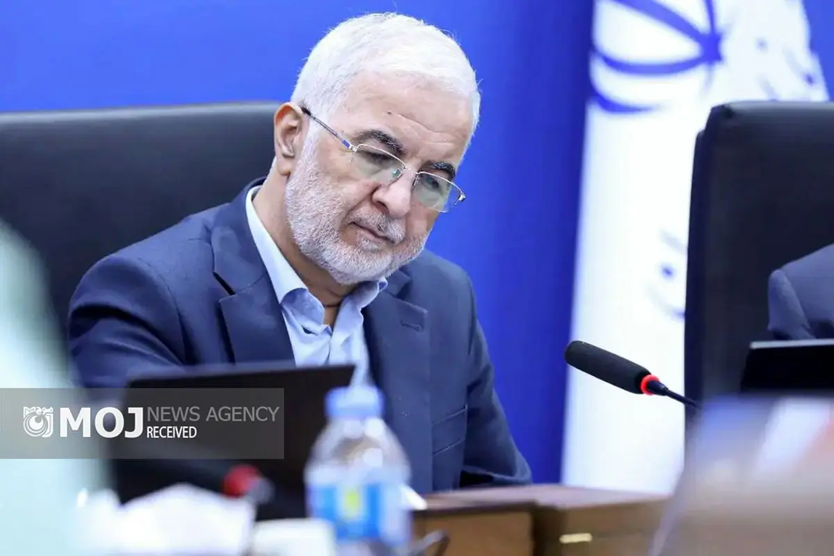 اسکندر مومنی + وزیر کشور