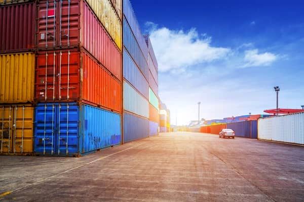 تجارت خارجی کشور در فروردین ۴۸ درصد رشد داشته است