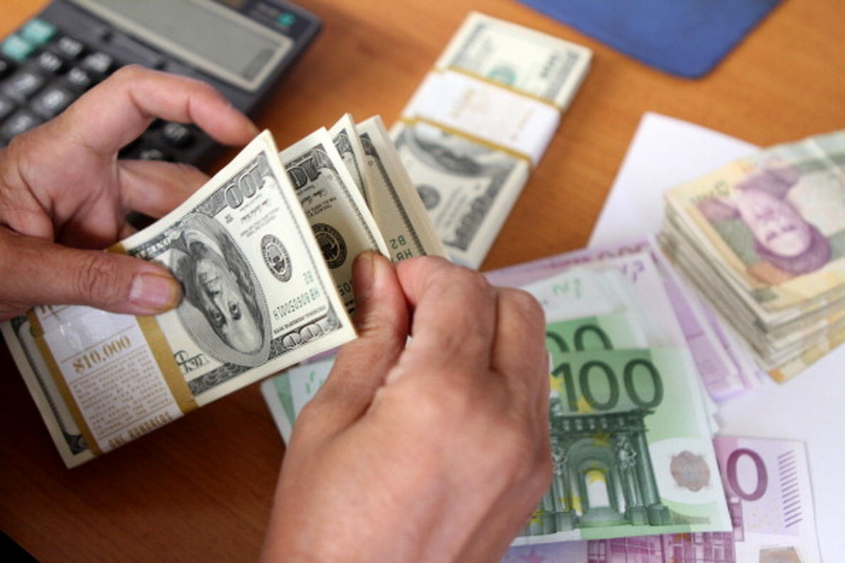 نرخ دلار افزایش و نرخ پوند و یورو بانکی کاهش یافت
