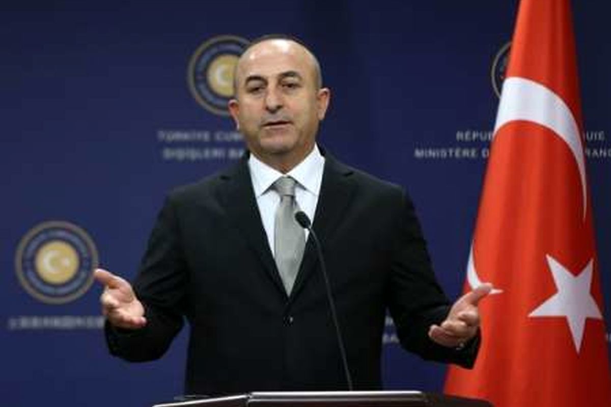 وزیر خارجه ترکیه حامل چه پیامی برای نواز شریف است