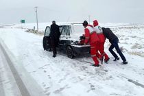 امدادرسانی به ۵۴۰ خودرو گرفتارشده در برف و کولاک