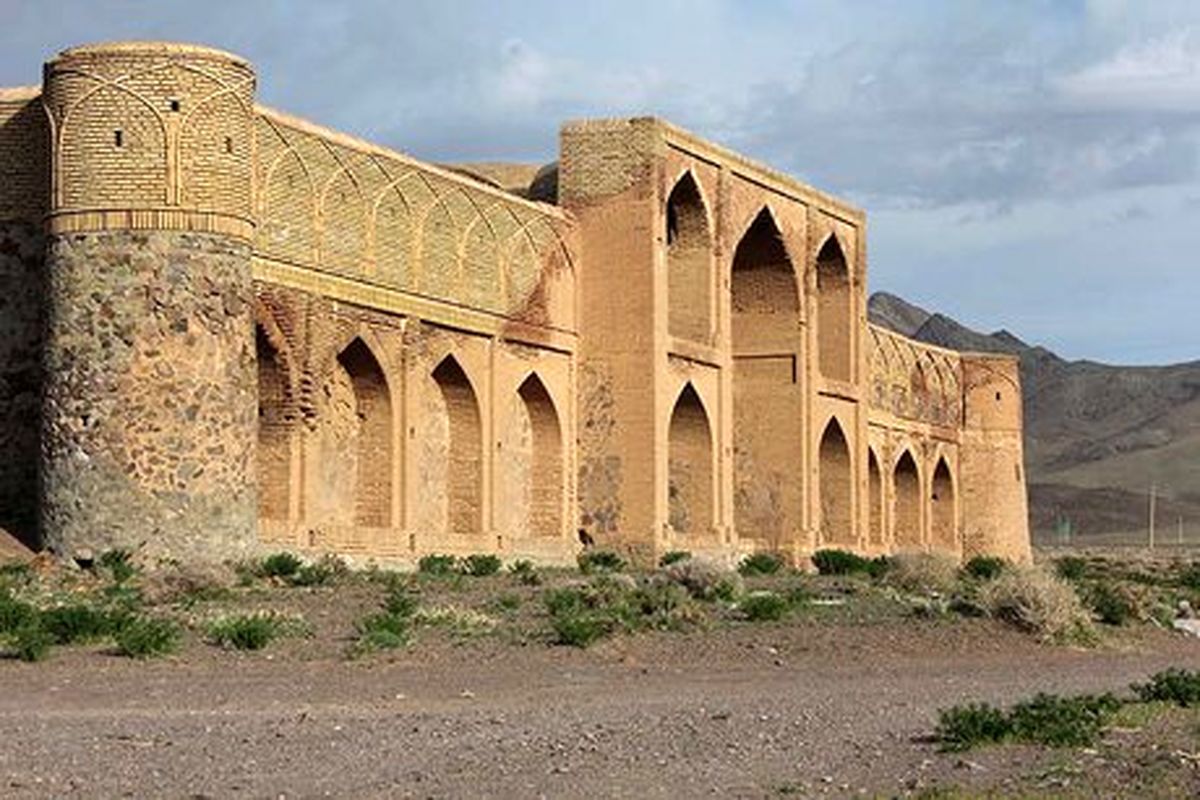 آغاز مرمت کاروانسرای مشجری در شرق استان اصفهان