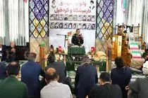 ما زیر بار ذلت نمی رویم