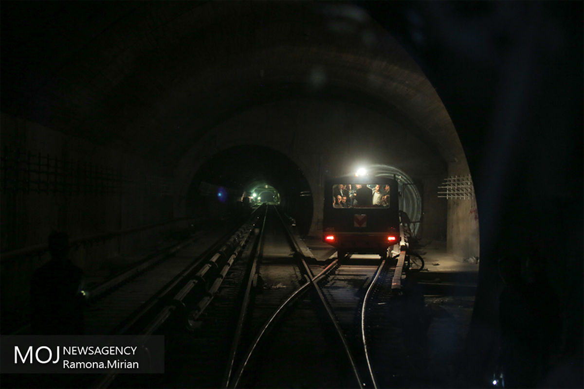 راه اندازی دو خط متروی سریع السیر در تهران