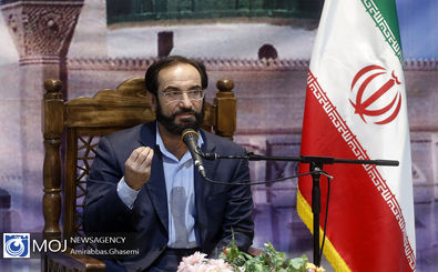 شاهین محمد صادقی در انتخابات ریاست جمهوری ثبت نام کرد