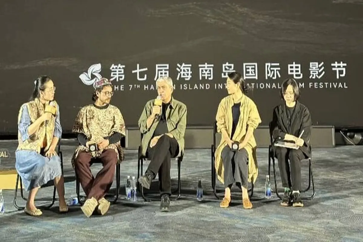 فیلم خرگوش سیاه، خرگوش سفید