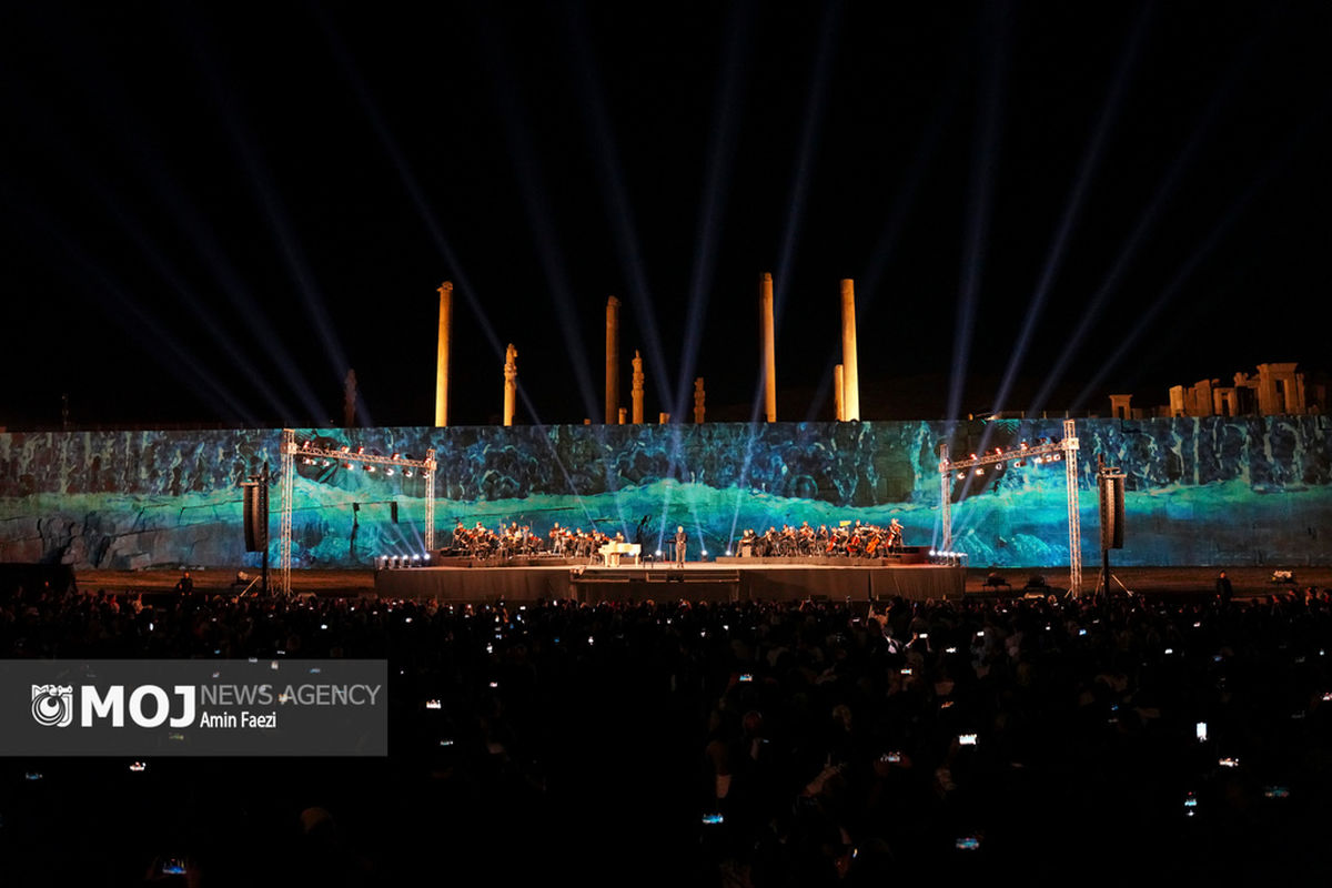 وزیر میراث فرهنگی به حاشیه‌های اجرای کنسرت در «تخت جمشید» واکنش نشان داد