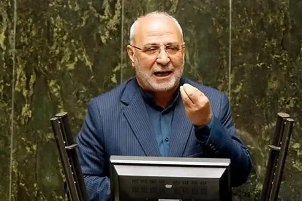 فولاد مبارکه نقش مهمی در پروژه انتقال آب داشت و باید از آن قدردانی کرد