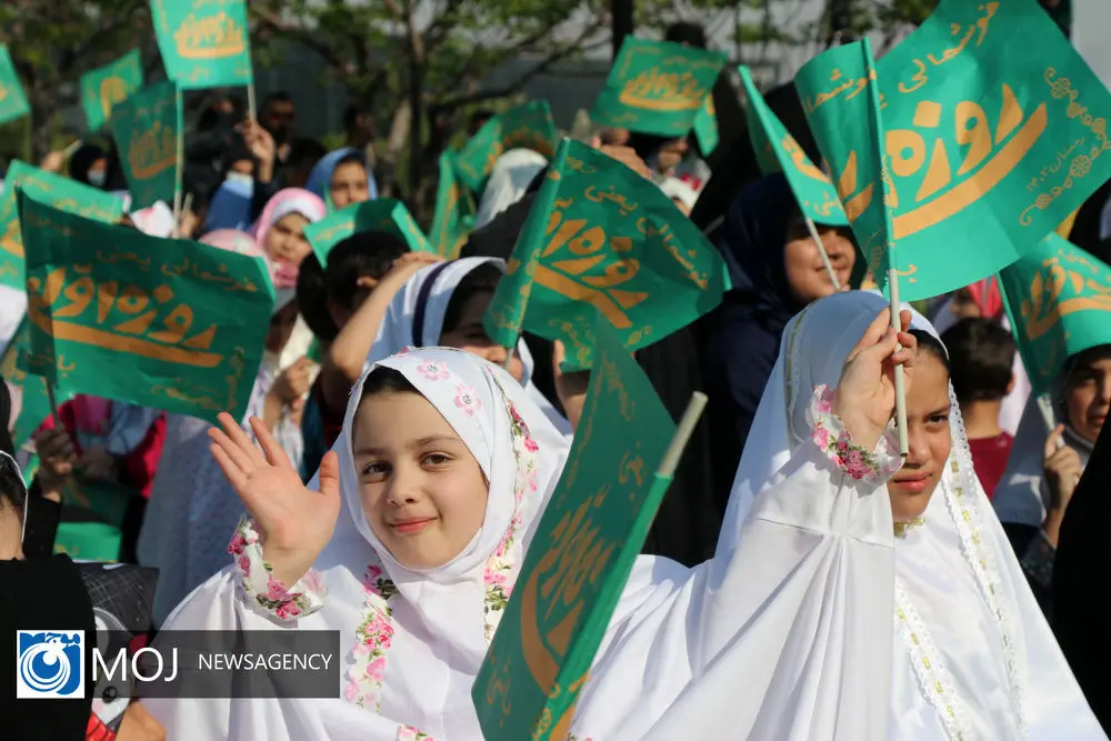 اجتماع ۳۰ هزار نفره «روزه اولی‌ها» در تهران برگزار شد