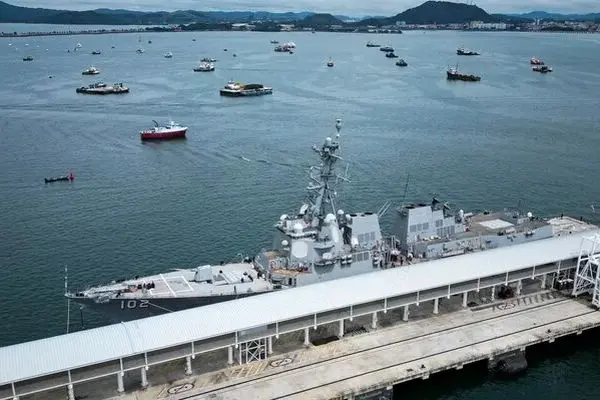 روسیه و ونزوئلا درباره تحرکات نظامی آمریکا در دریای کارائیب هشدار دادند