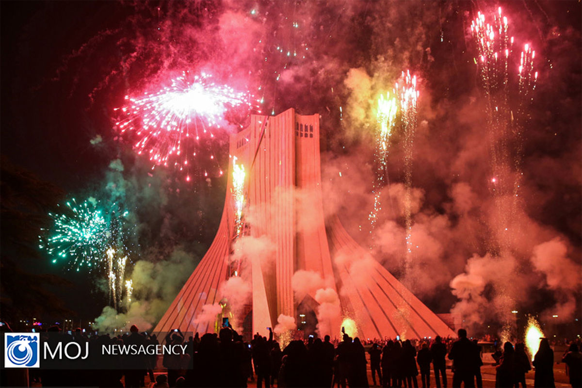 ۱۱۰۰ نقطه از سطح شهر تهران در شب سالگرد پیروزی انقلاب نورافشانی می‌شود