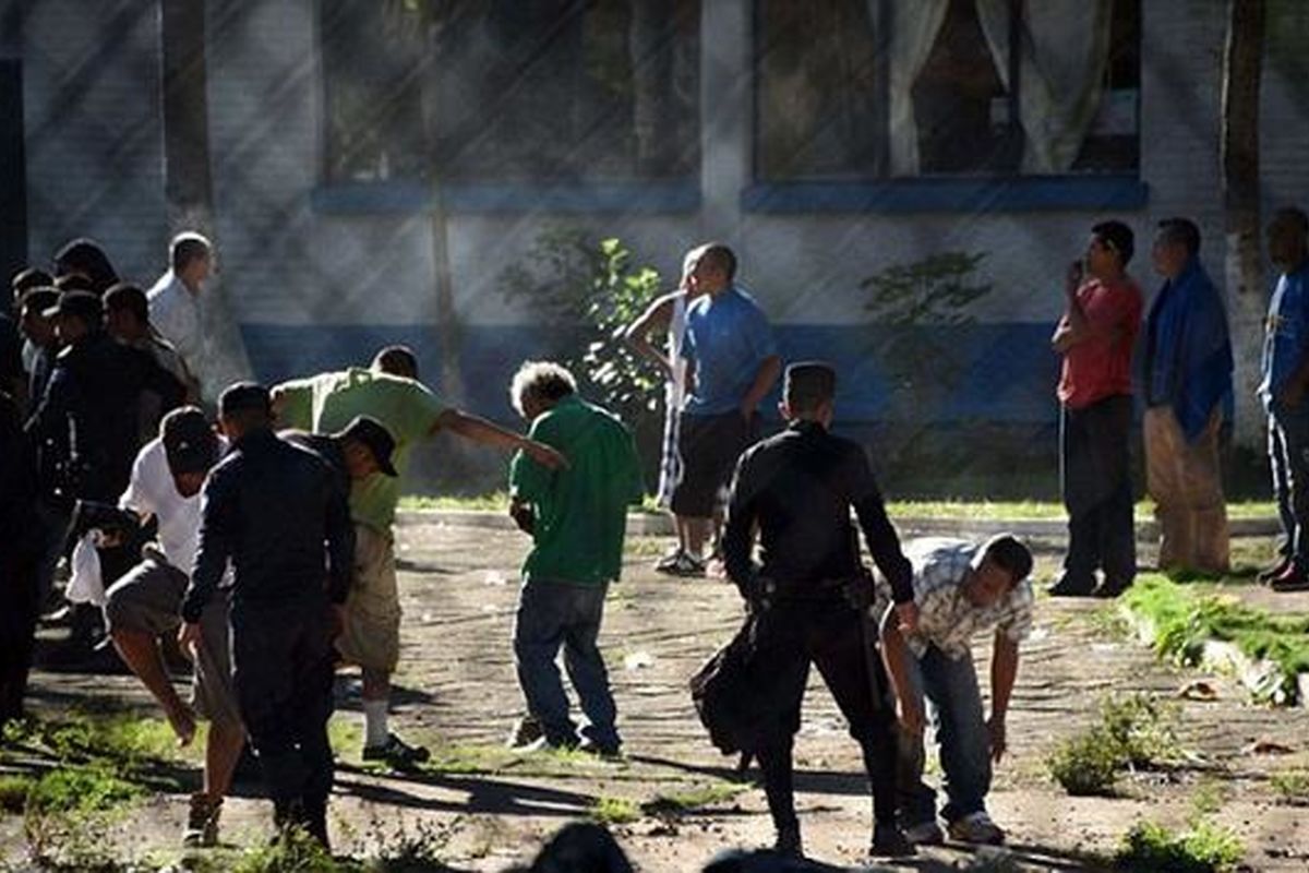شورش در زندان گواتمالا / ۱۳ تن کشته شدند
