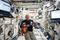ثبت رکوردی تازه در فضانوردی تا ۱۰ روز دیگر