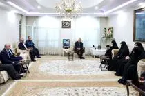پزشکیان با خانواده شهدای خدمت دیدار کرد + تصاویر