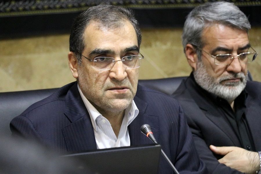 مشکل درمانی و دارویی در مناطق زلزله‌زده وجود ندارد/ شهرداری تهران 40 هزار تخته پتو و چادر ارسال کرده است