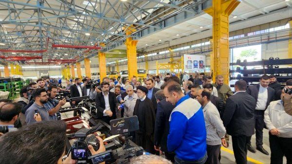 خط تولید شرکت خودروسازان دیزلی آذربایجان افتتاح شد