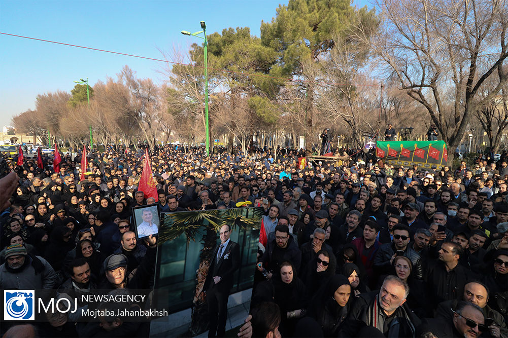 تشییع شهدای حادثه سقوط هواپیمای اوکراینی در اصفهان