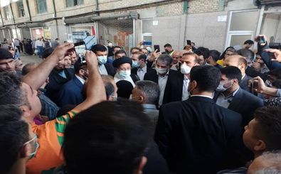 رئیس‌ جمهور در یکی از مراکز اصلی توزیع مرغ تهران حضور یافت