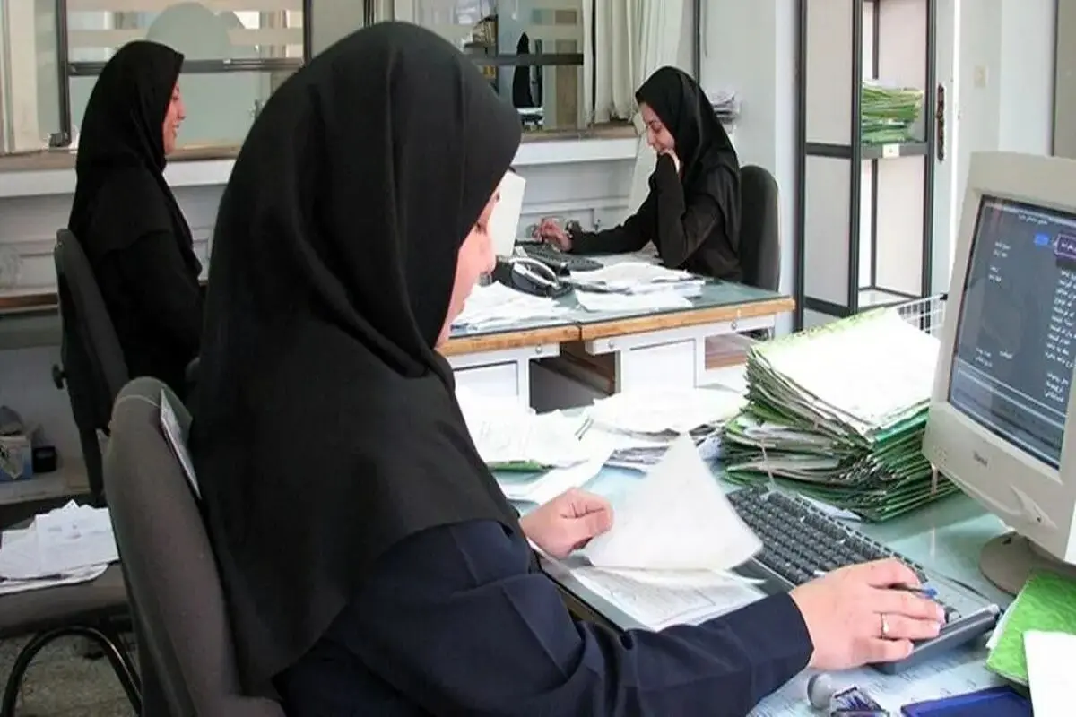 ادارات استان کرمانشاه مجاز به دورکاری ۹۰ درصدی کارکنان شدند/بانوان کاملا دورکارند