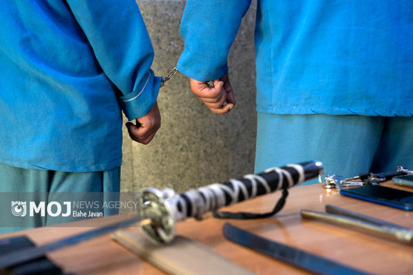 قدرت‌نمایی با سلاح سرد در مسکن مهر پارس‌آباد/ یک نفر دستگیر شد